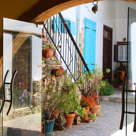 Aperanti Agrotourism Bed & Breakfast Pera Orinis Luaran gambar