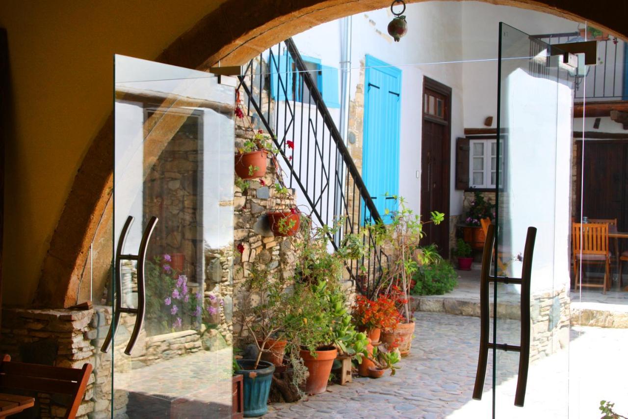 Aperanti Agrotourism Bed & Breakfast Pera Orinis Luaran gambar